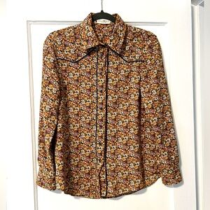 Natural Life Floral Long Sleeve Western Shirt with snaps, Size S